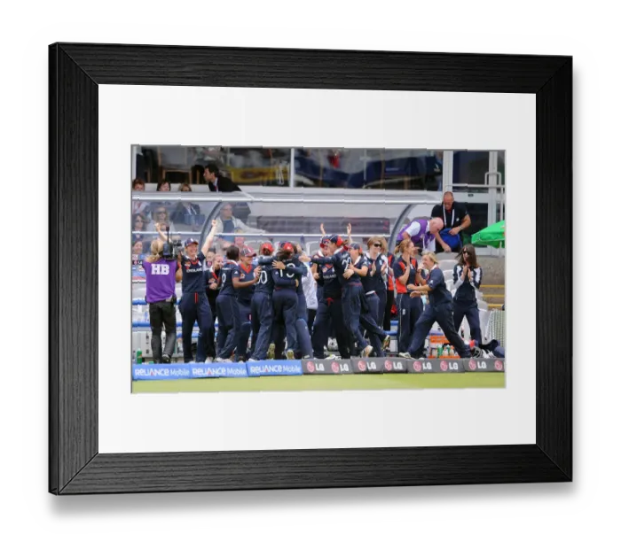 Framed Print : Englad Team Celebrate Win Framed Print : Englad Team Celebrate Win