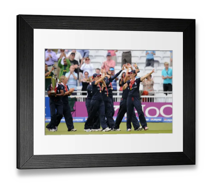 Framed Print : Charlotte Edward Leads Her Team Round Lords With Medals Framed Print : Charlotte Edward Leads Her Team Round Lords With Medals