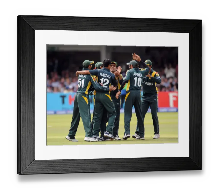 Framed Print : Shoaib Malik, Abdul Razzaq & Shahid Afridi Shoaib Malik Framed Print : Shoaib Malik, Abdul Razzaq & Shahid Afridi Shoaib Malik