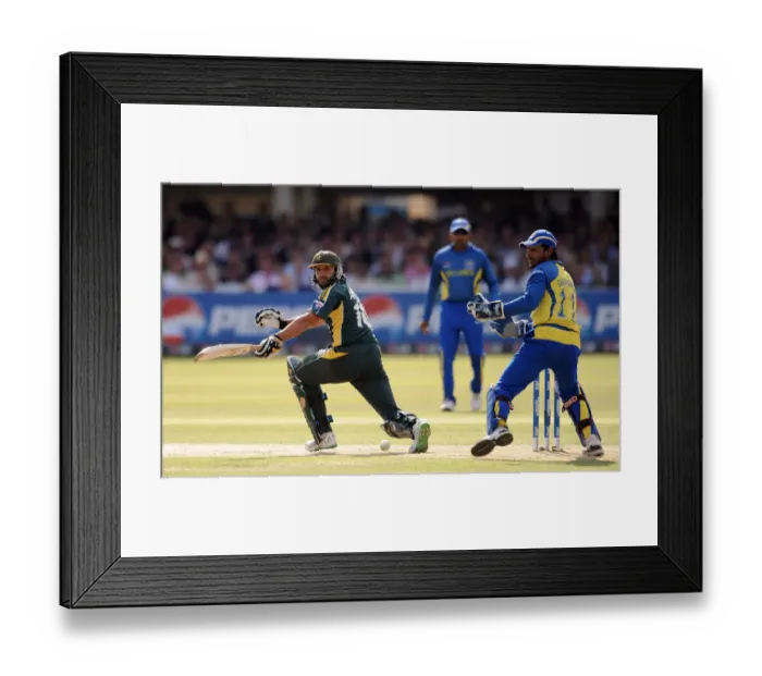 Framed Print : Shahid Afridi & Kumar Sangakkara