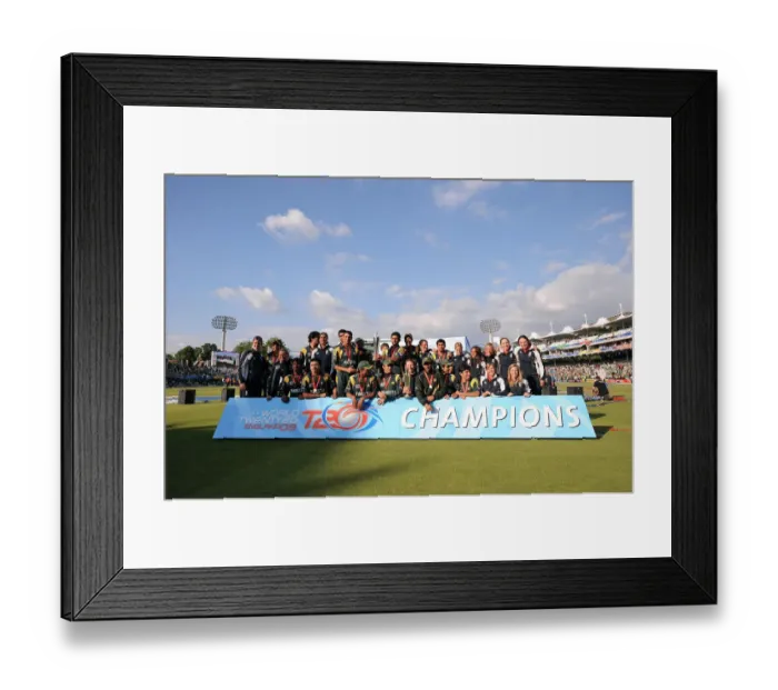 Framed Print : Pakistan & England Framed Print : Pakistan & England