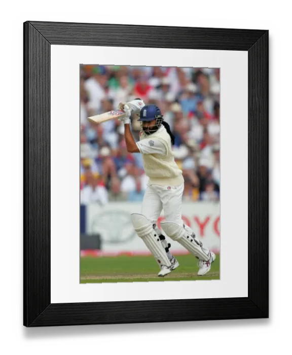 Framed Print : Monty Panesar Framed Print : Monty Panesar