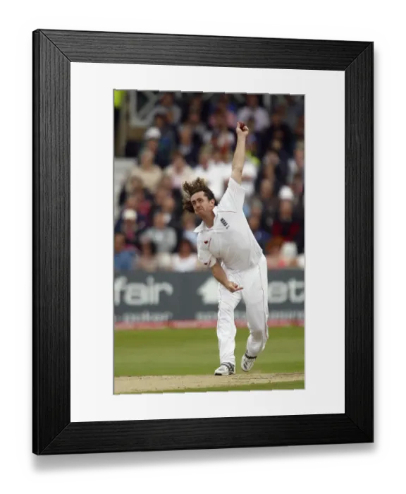 Framed Print : Ryan Sidebottom Framed Print : Ryan Sidebottom