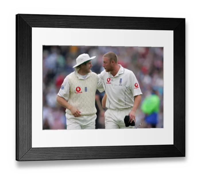 Framed Print : Andrew Flintoff & Matthew Hoggard Framed Print : Andrew Flintoff & Matthew Hoggard