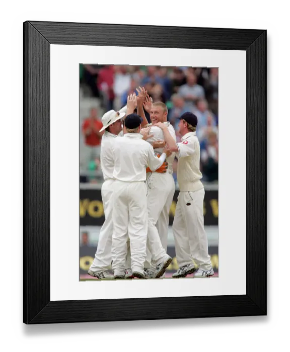 Framed Print : Andrew Flintoff & Team Celebrate