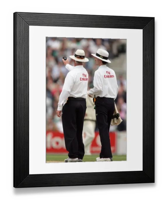 Framed Print : Billy Bowden & Steve Bucknor Framed Print : Billy Bowden & Steve Bucknor