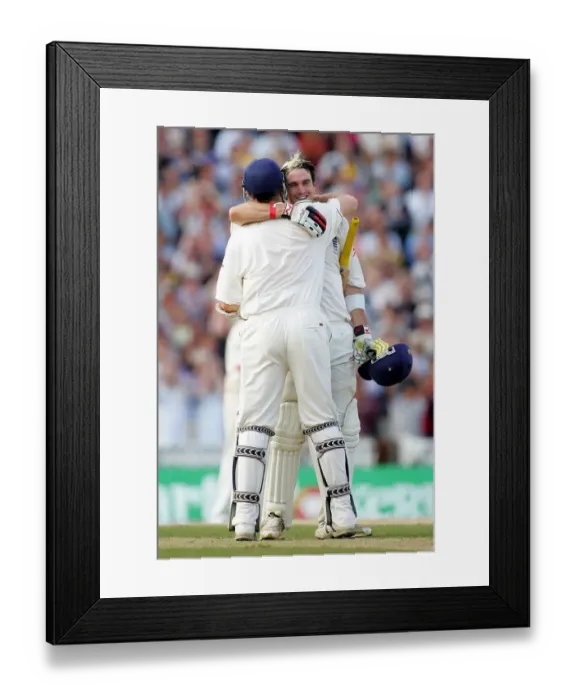Framed Print : Kevin Pietersen With Ashley Giles