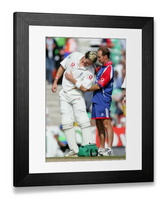 Framed Print : Kevin Pietersen With Physio Framed Print : Kevin Pietersen With Physio
