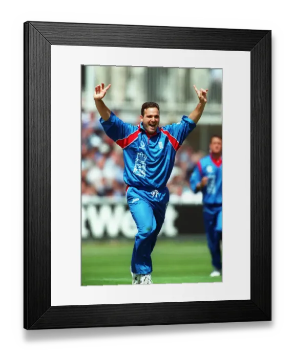 Framed Print : Mark Ealham Framed Print : Mark Ealham