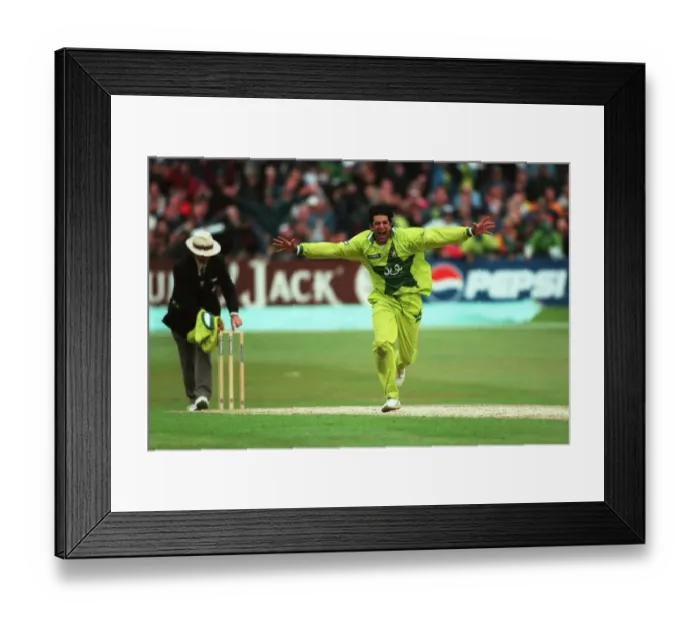 Framed Print : Wasim Akram Celes Victory Framed Print : Wasim Akram Celes Victory