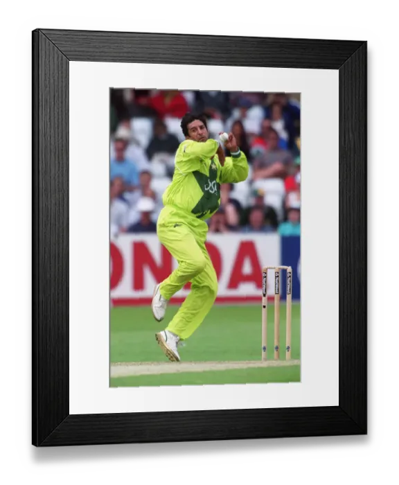 Framed Print : Wasim Akram Framed Print : Wasim Akram