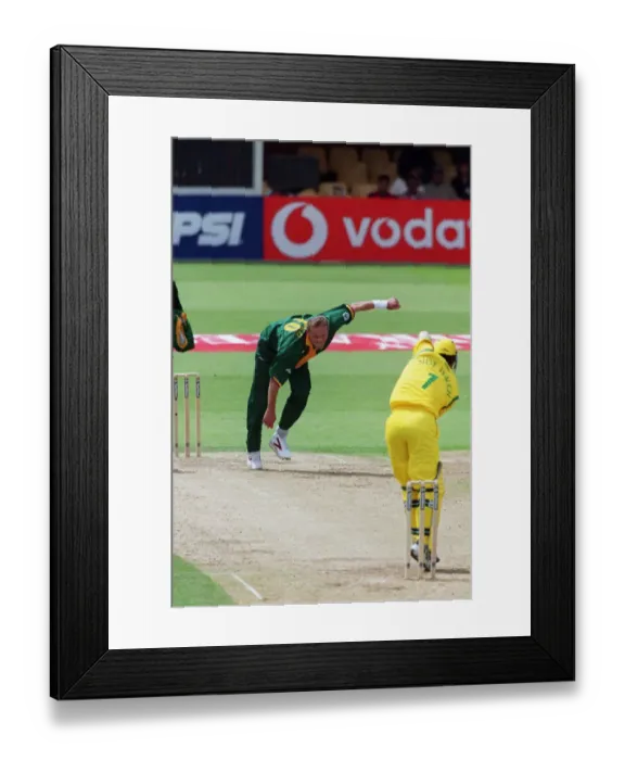 Framed Print : Allan Donald & Steve Waugh Framed Print : Allan Donald & Steve Waugh