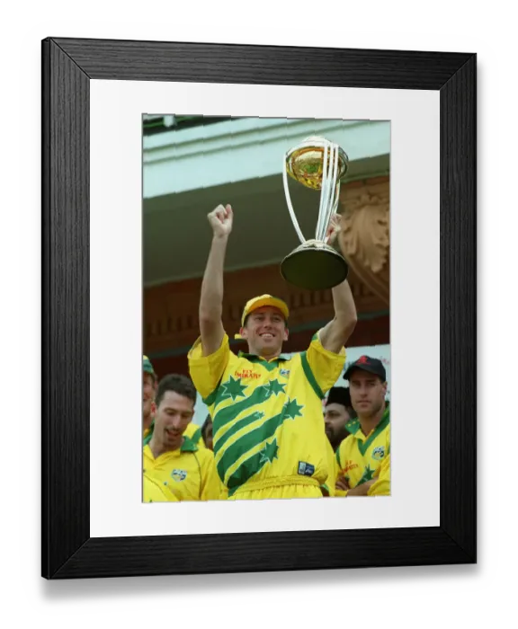Framed Print : Glenn Mcgrath Lifts World Cup Framed Print : Glenn Mcgrath Lifts World Cup