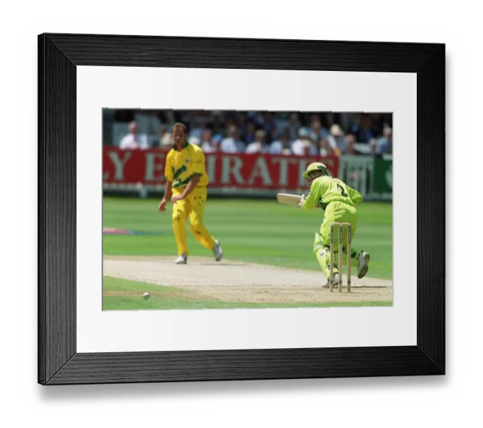 Framed Print : Moin Takes Runs Off Rieffel Framed Print : Moin Takes Runs Off Rieffel
