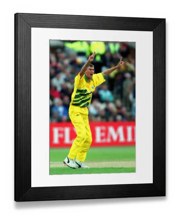 Framed Print : Glenn Mcgrath Appeals Framed Print : Glenn Mcgrath Appeals