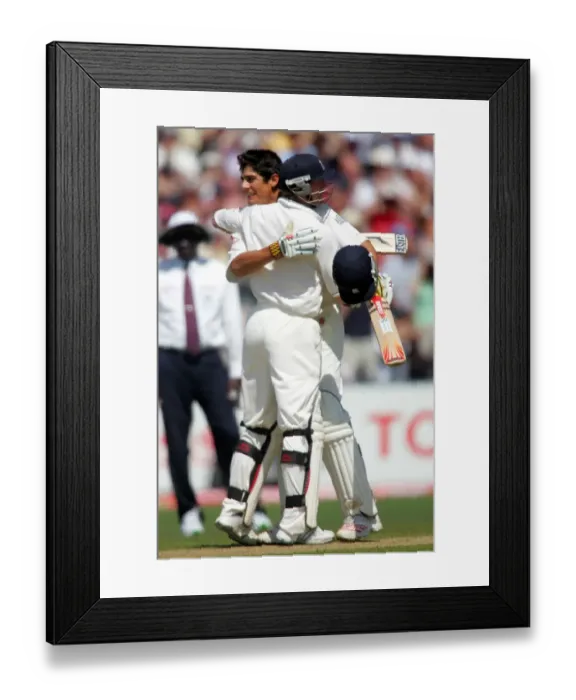 Framed Print : Alastair Cook & Paul Collingwood Framed Print : Alastair Cook & Paul Collingwood