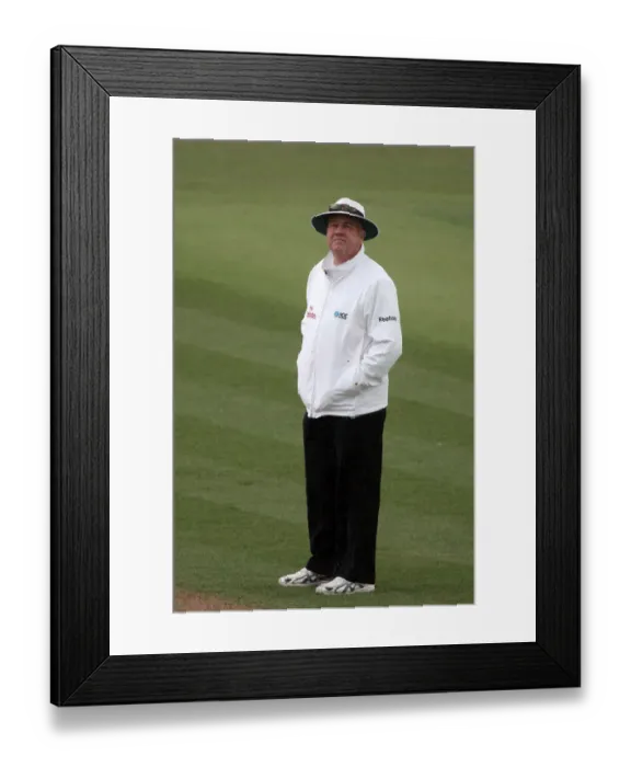Framed Print : Steve Davis Framed Print : Steve Davis