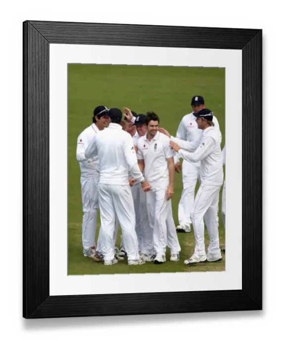 Framed Print : James Anderson & Team