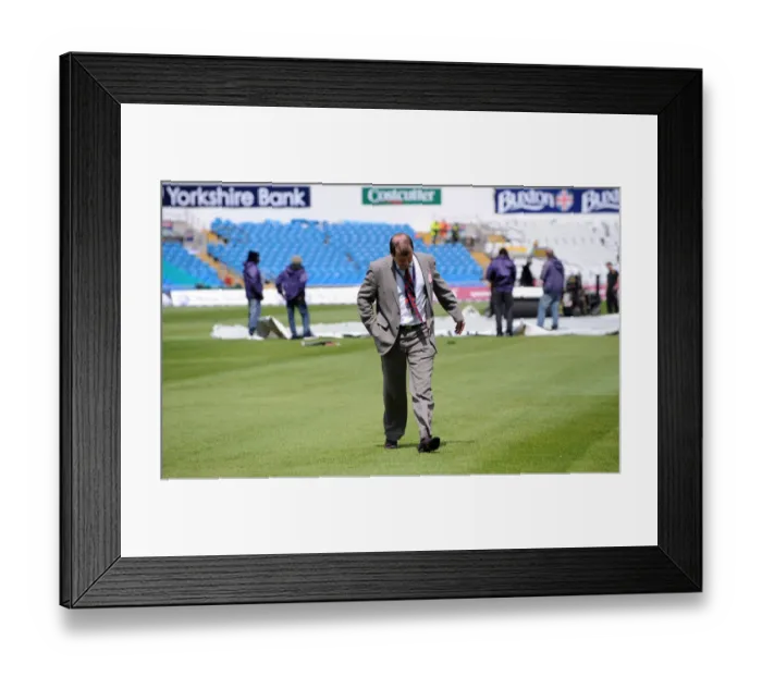 Framed Print : Stewart Regan Framed Print : Stewart Regan