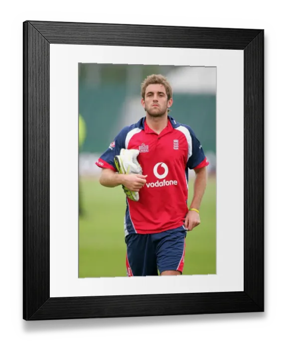 Framed Print : Liam Plunkett Framed Print : Liam Plunkett