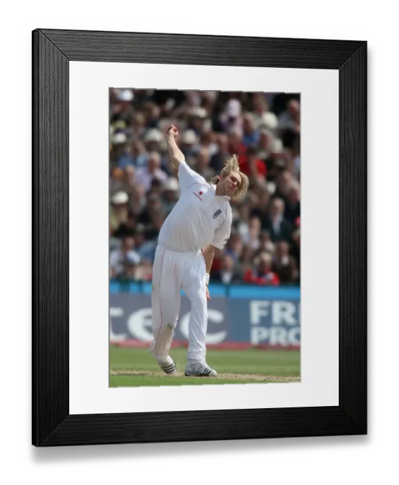 Framed Print : Stuart Broad Framed Print : Stuart Broad