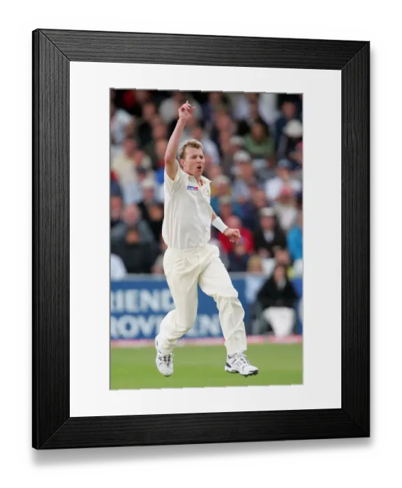 Framed Print : Brett Lee Australia 4th Test Trent Bridge, Nottinhgam 25 August 2005 Date: 25 August 2005