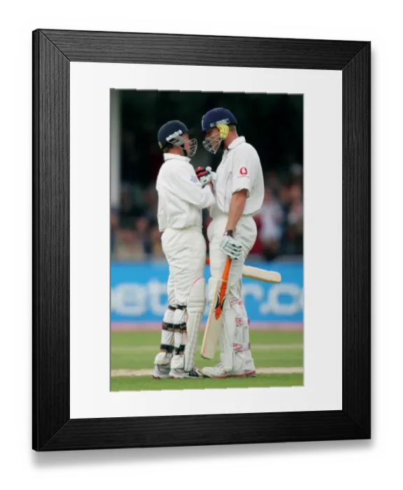 Framed Print : Andrew Flintoff & Geraint Jones Framed Print : Andrew Flintoff & Geraint Jones