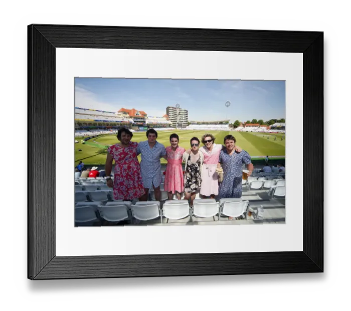 Framed Print : England Fans Watch