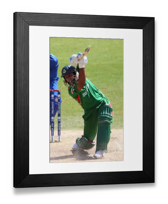 Framed Print : Kumar Sangakkara & Raqibul Hasan Framed Print : Kumar Sangakkara & Raqibul Hasan