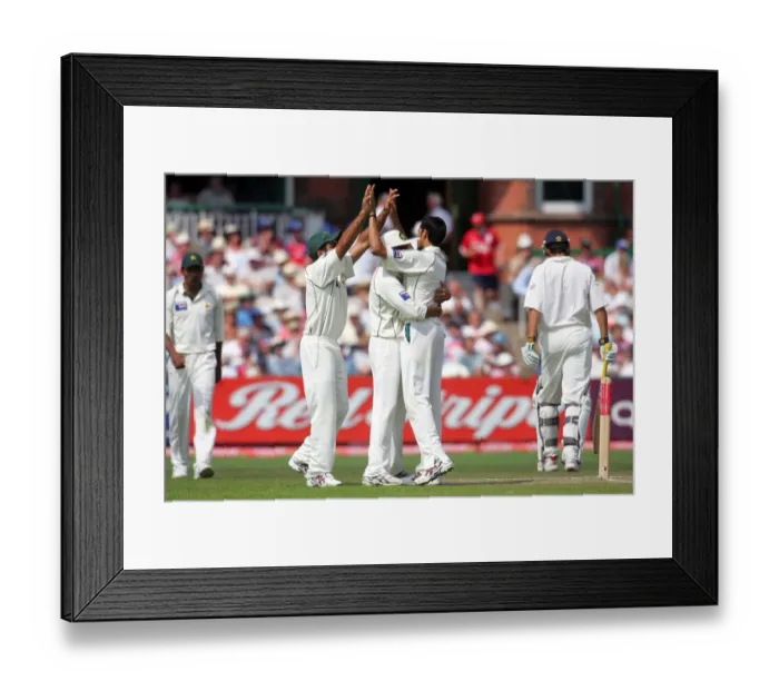 Framed Print : Pakistan Celebrate Framed Print : Pakistan Celebrate