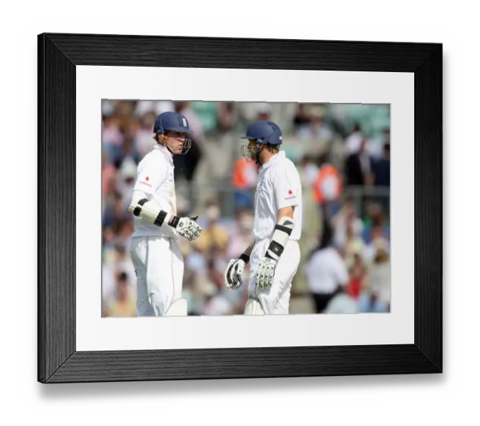 Framed Print : Steve Harmison & Stuart Broad Framed Print : Steve Harmison & Stuart Broad