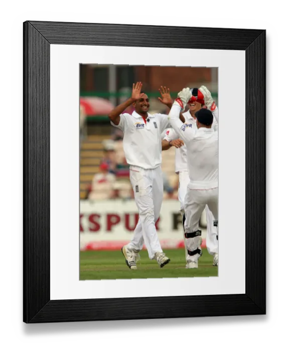 Framed Print : Ajmal Shahzad Celebrates His 1st Test Wicket Framed Print : Ajmal Shahzad Celebrates His 1st Test Wicket