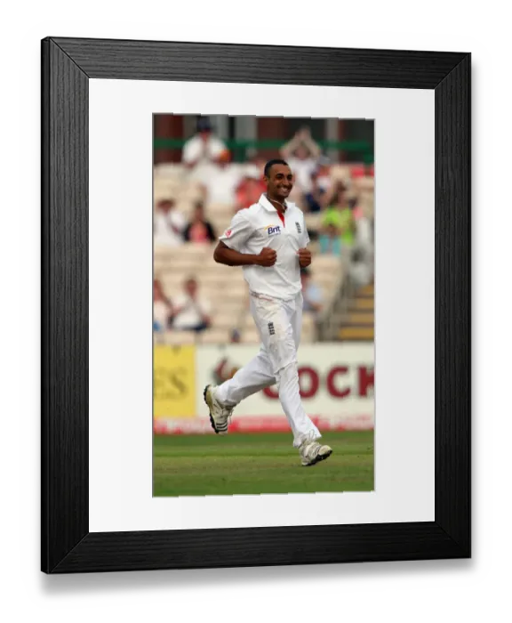 Framed Print : Ajmal Shahzad Celebrates His 1st Test Wicket Framed Print : Ajmal Shahzad Celebrates His 1st Test Wicket