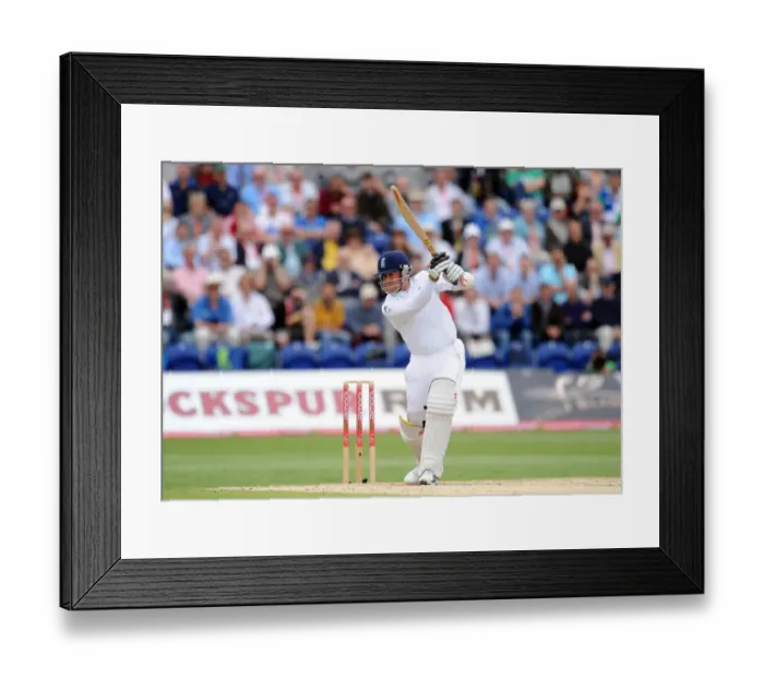 Framed Print : Graeme Swann