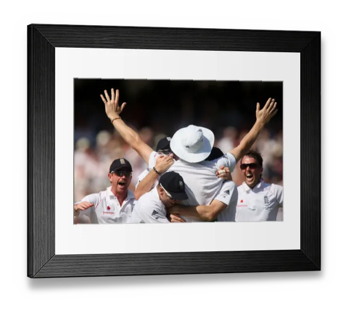 Framed Print : England Players Celebrate As Andrew Flitoff Raises His Arms Framed Print : England Players Celebrate As Andrew Flitoff Raises His Arms
