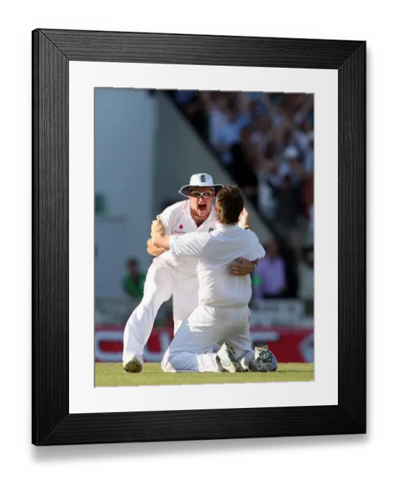 Framed Print : Andrew Strauss & Graeme Swann Framed Print : Andrew Strauss & Graeme Swann