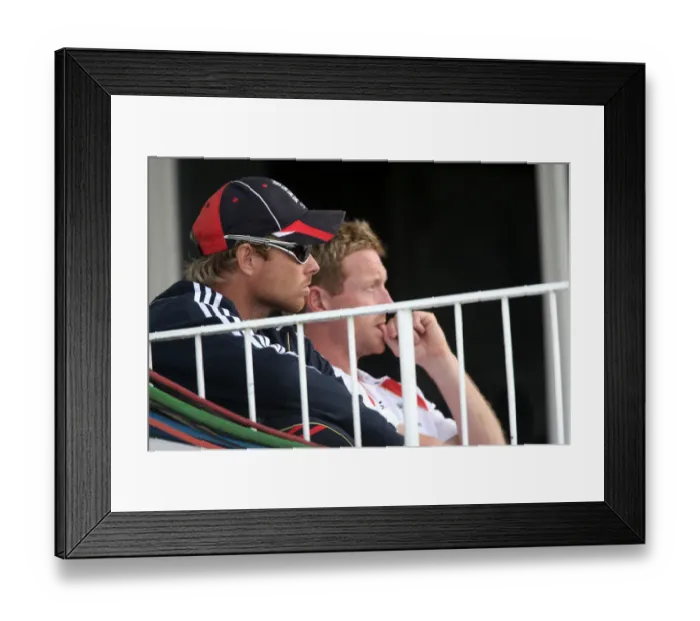 Framed Print : Ian Bell & Paul Collingwood Framed Print : Ian Bell & Paul Collingwood