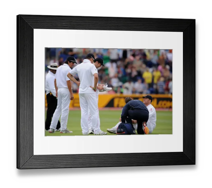 Framed Print : Alastair Cook, Kevin Pietersen, James Anderson & Andrew Framed Print : Alastair Cook, Kevin Pietersen, James Anderson & Andrew