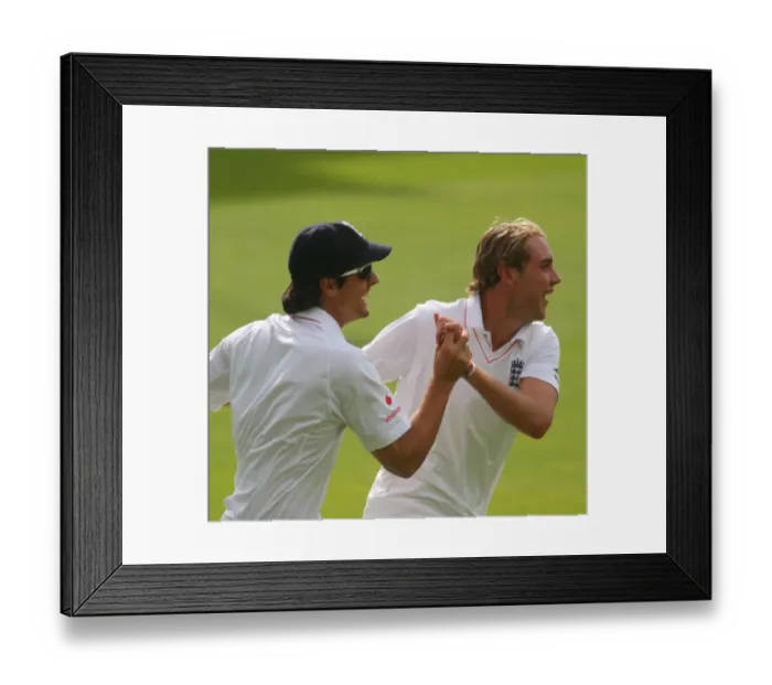 Framed Print : Cook & Stuart Broad Celebrate Freat Catch