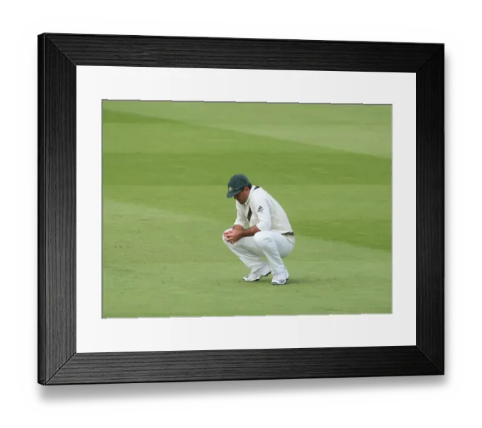 Framed Print : Dejected Ricky Ponting Framed Print : Dejected Ricky Ponting