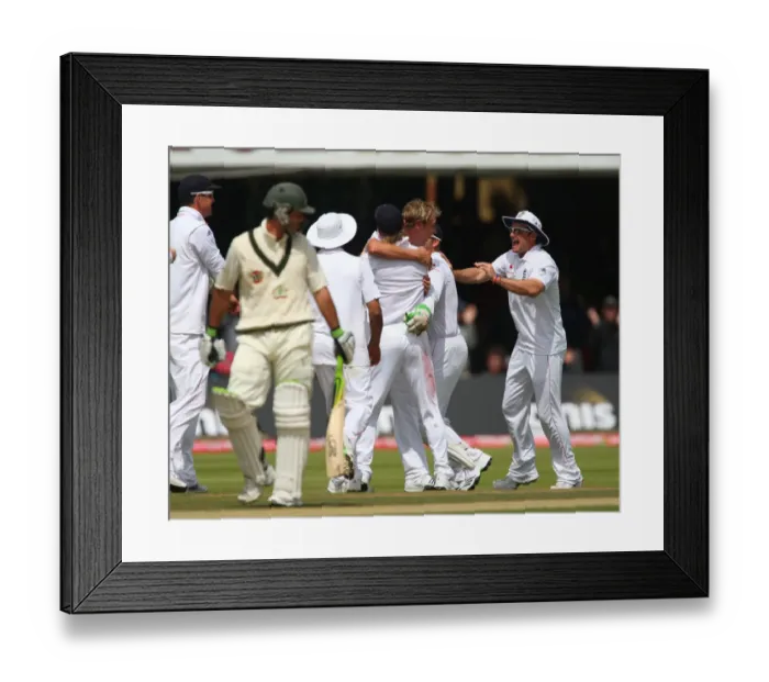 Framed Print : Dejected Ponting, Stuart Broad & Andrew Strauss Dejected Framed Print : Dejected Ponting, Stuart Broad & Andrew Strauss Dejected