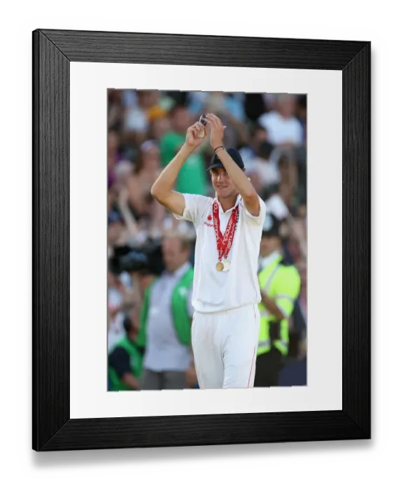 Framed Print : Stuart Broad Holds The Ashes Framed Print : Stuart Broad Holds The Ashes