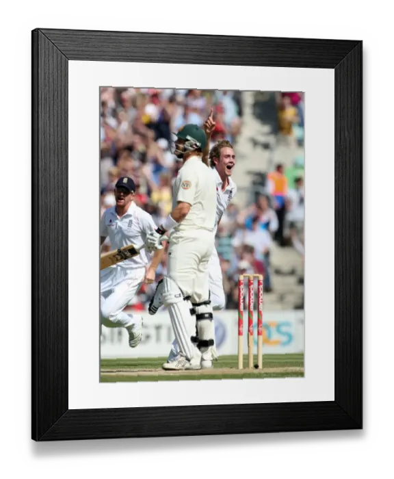 Framed Print : Stuart Broad Takes Shane Watson Framed Print : Stuart Broad Takes Shane Watson