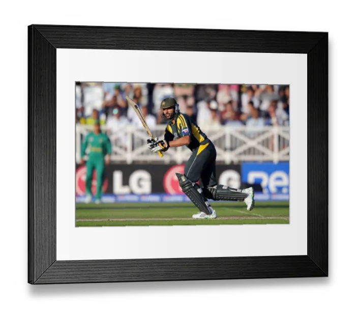 Framed Print : Shahid Afridi