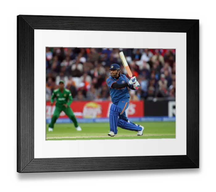 Framed Print : Mahendra Singh Dhoni Framed Print : Mahendra Singh Dhoni
