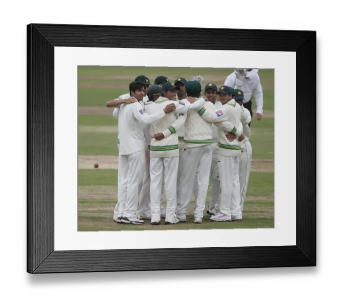 Framed Print : Pakistan Players Celebrates The Wicket Of Shane Watson Framed Print : Pakistan Players Celebrates The Wicket Of Shane Watson