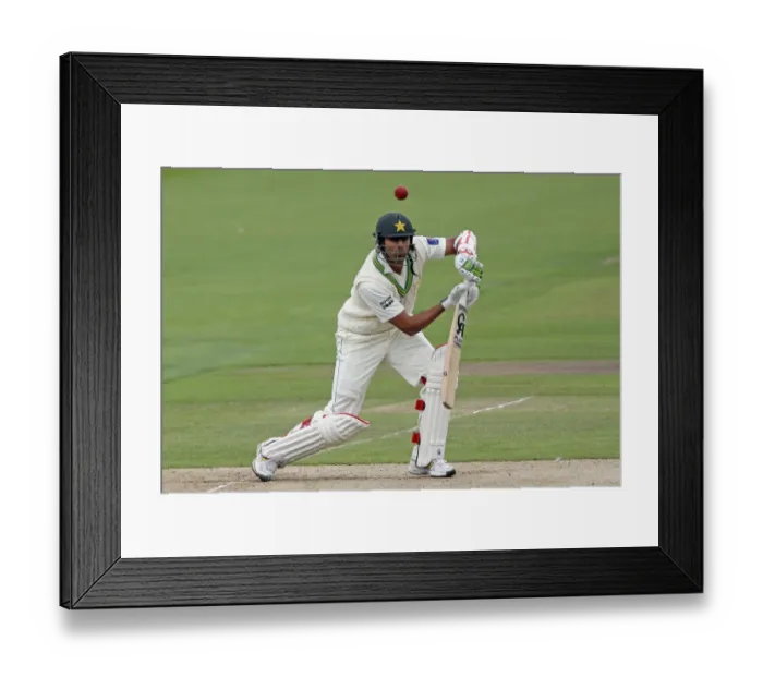 Framed Print : Shoaib Malik