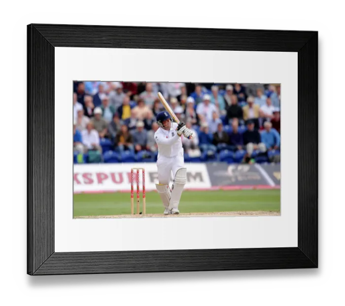 Framed Print : Graeme Swan Framed Print : Graeme Swan