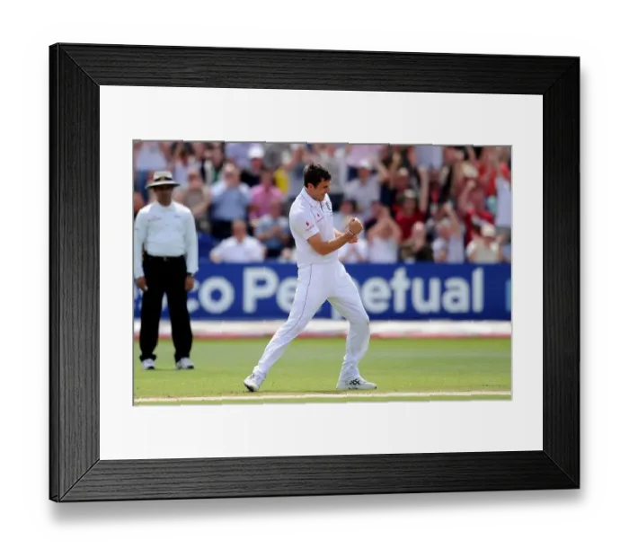 Framed Print : James Anderson Celebrates Simon Katich Wicket Framed Print : James Anderson Celebrates Simon Katich Wicket