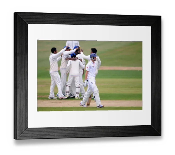 Framed Print : Joe Root Leaves The Field After Dismissal